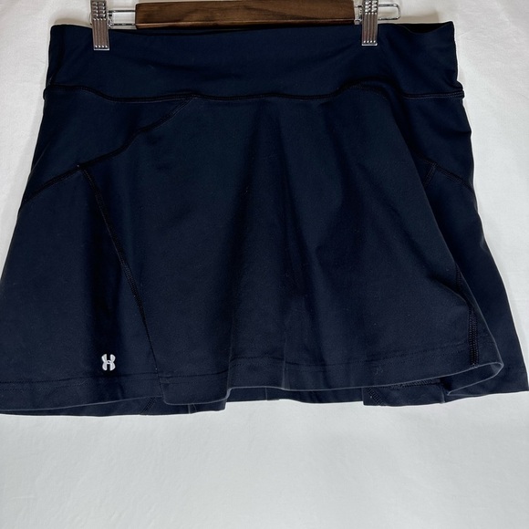 Under Armor Women’s athletic skirt - Picture 1 of 8